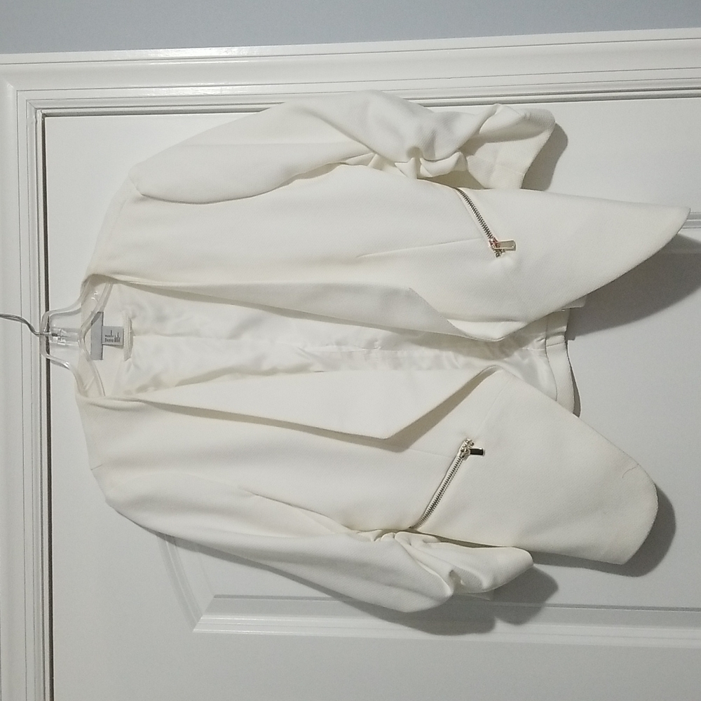 White Jacket/Blazer